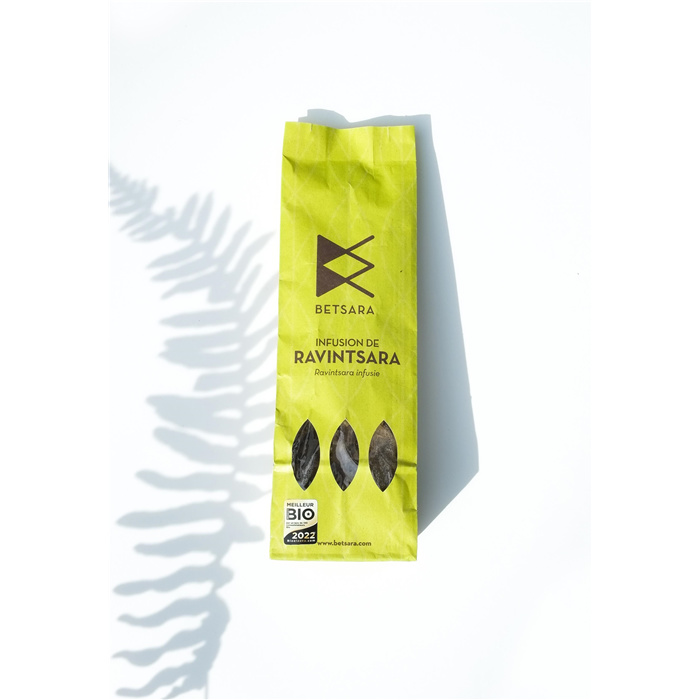 Feuille de Ravintsara* Bio 50 g Feuille de Ravintsara* Bio 50 g