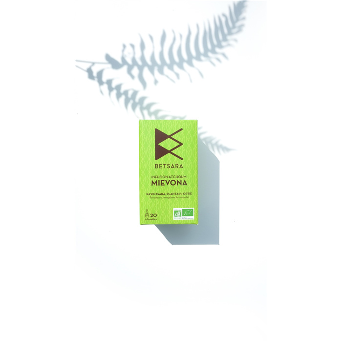 Infusion Mievona (Ravintsara, ortie, plantin)* en infusettes Bio 20 sachets Infusion Mievona (Ravintsara, ortie, plantin)* en infusettes Bio 20 sachets